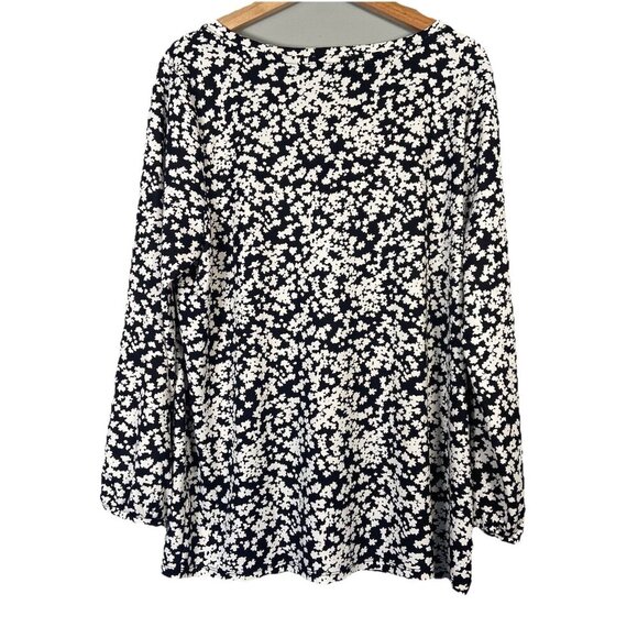 Talbots Top Blouse Black and White Floral Size 1X Spring Classic Long Sleeve - Picture 3 of 9